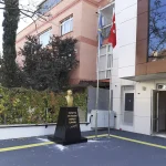 Atatürk Büstü (70cm Alüminyum)+ Kaide (100cm) İlkokul Modeli - Görsel 10