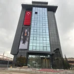 CEPHE BAYRAK ASMA SİSTEMİ OTOMATİK MOTORLU UZAKTAN KUMANDALI 300x450 CM - Görsel 4
